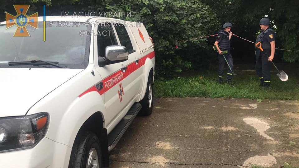 Артснаряд часів Другої світової війни знайшли у Франківську (ФОТО)