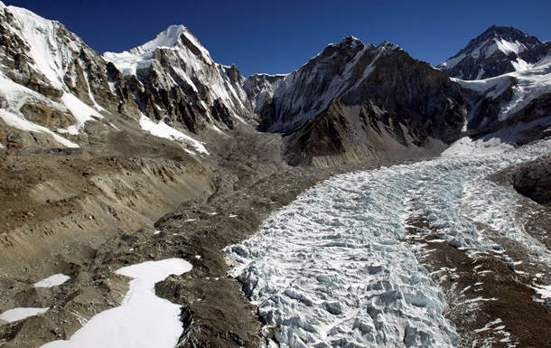 У льодовику Тибетського плато виявили невідомі віруси віком 15 000 років