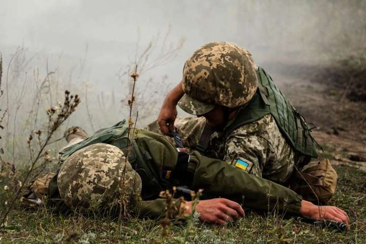 На Донбасі окупанти 5 разів порушили “тишу”, загинув український військовий