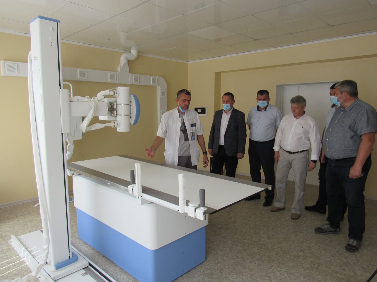Сучасний рентген-комплекс отримала лікарня в Надвірній (ФОТО)