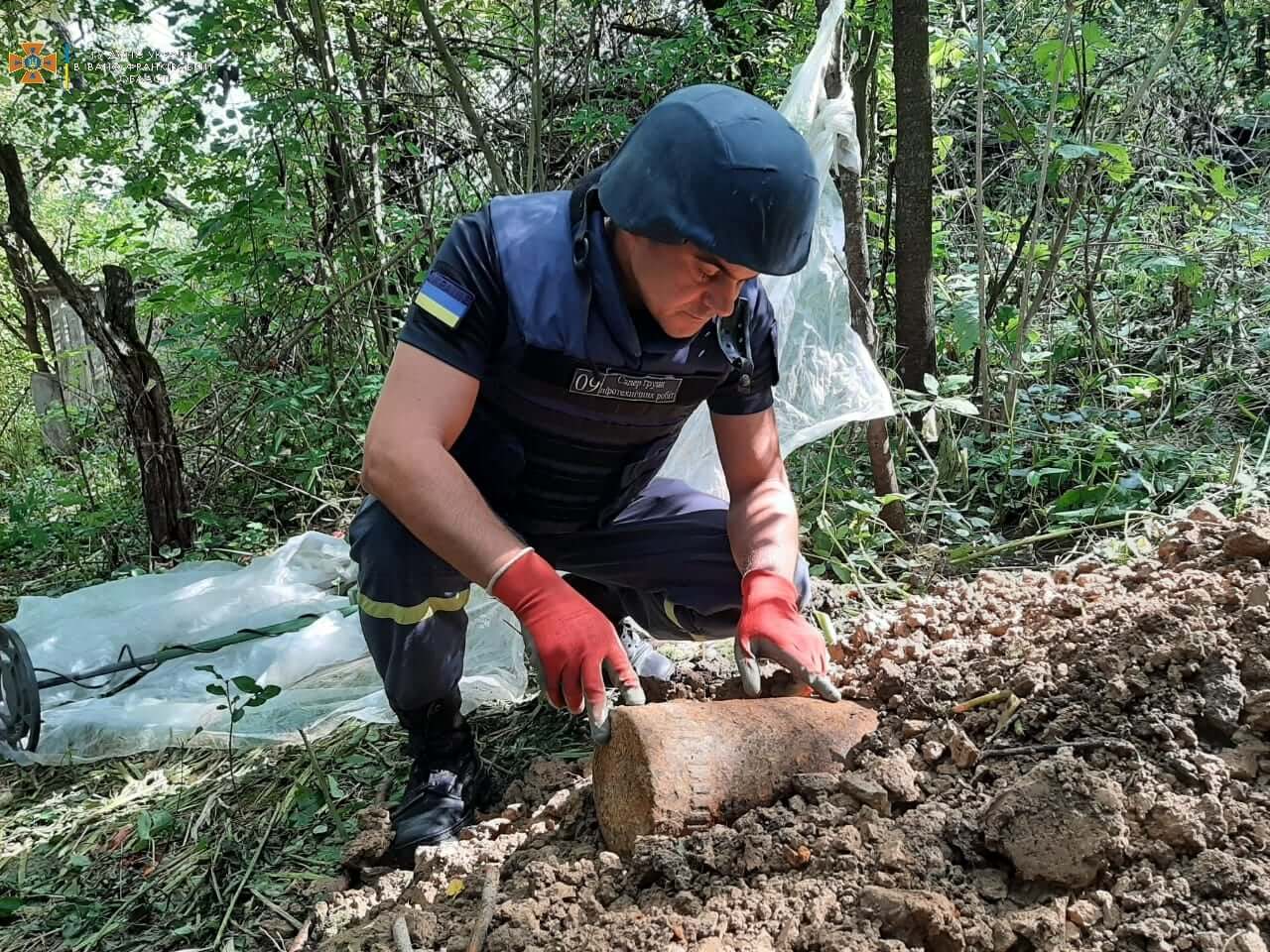 На Прикарпатті продовжують знаходити боєприпаси часів Другої світової (ФОТО)