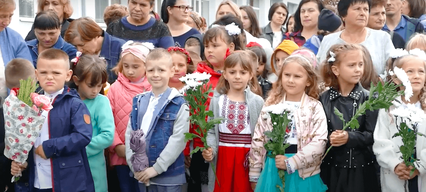 У Калуській громаді до школи пішли понад 900 першачків (ВІДЕО)