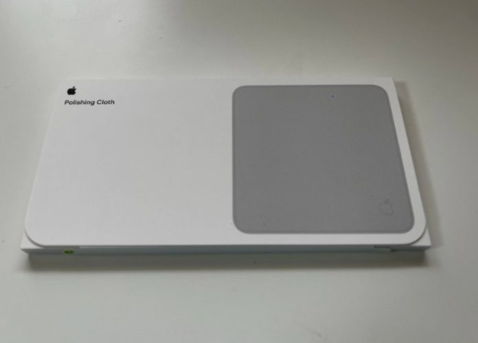 Apple випустила серветку для дисплея за 500 гривень (ФОТО)