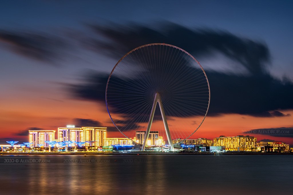 В Дубаї відкрили найбільше у світі колесо огляду. Висотою 250 метрів (ФОТО, ВІДЕО)