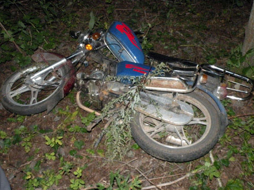 На Калущині 20-річний водій мотоцикла врізався в огорожу