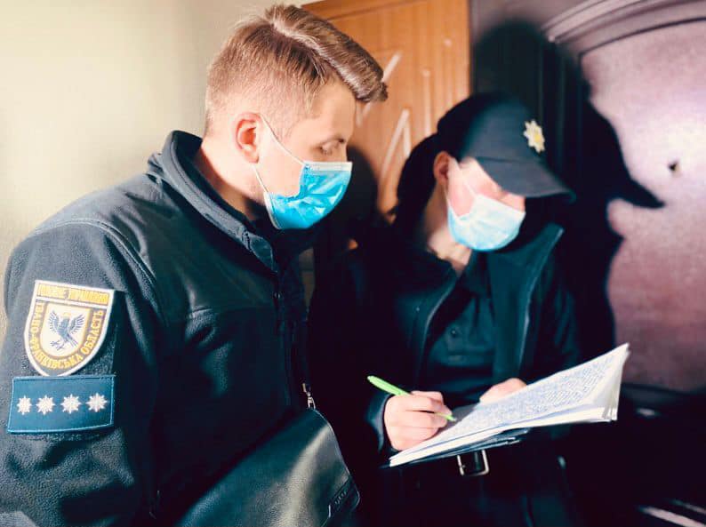Вдарила ножем: у поліції розповіли деталі вбивства в Івано-Франківську (ФОТО)