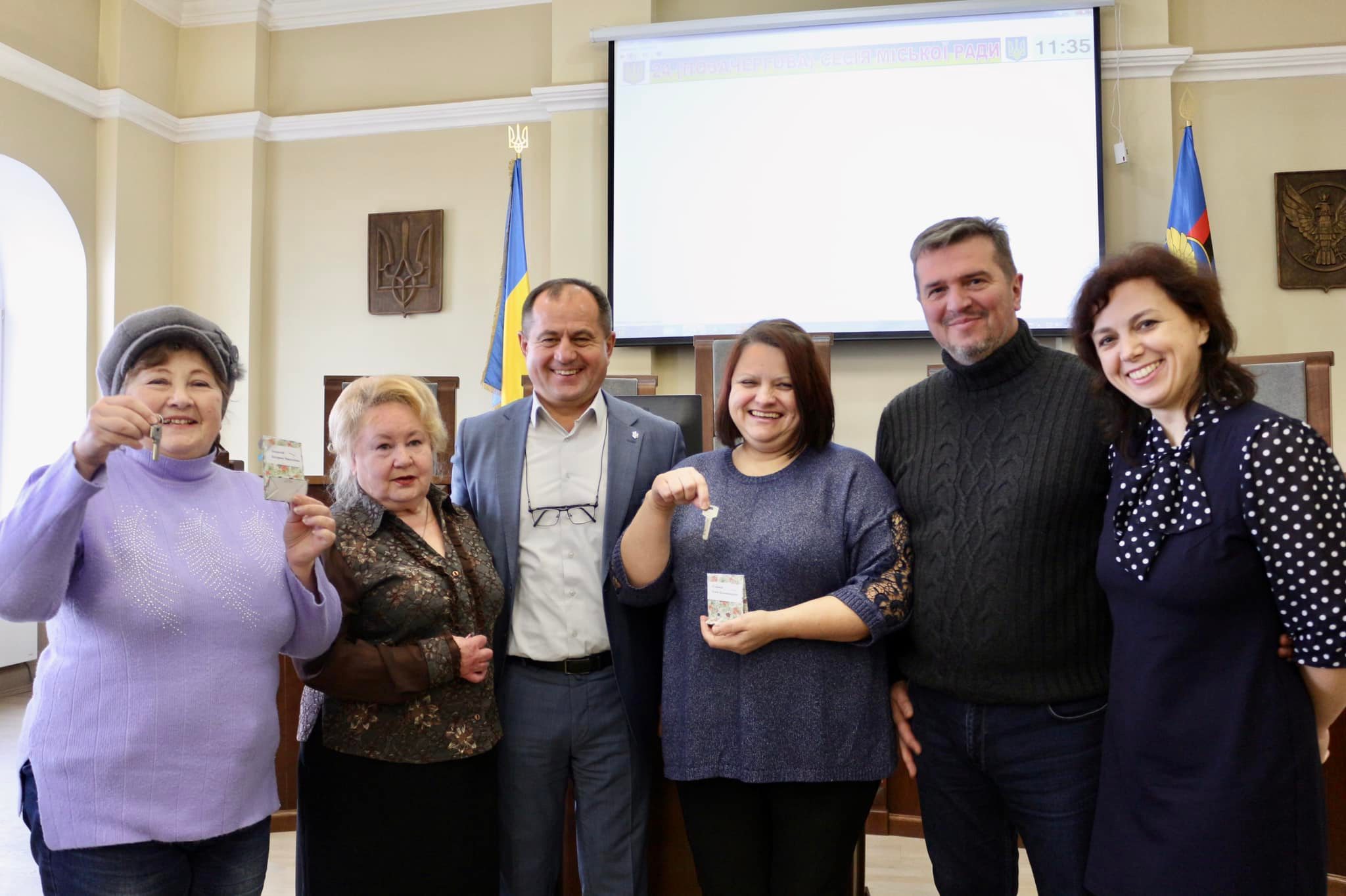 Двом родинам переселенців зі Сходу придбали квартири в Коломиї (ФОТОФАКТ)