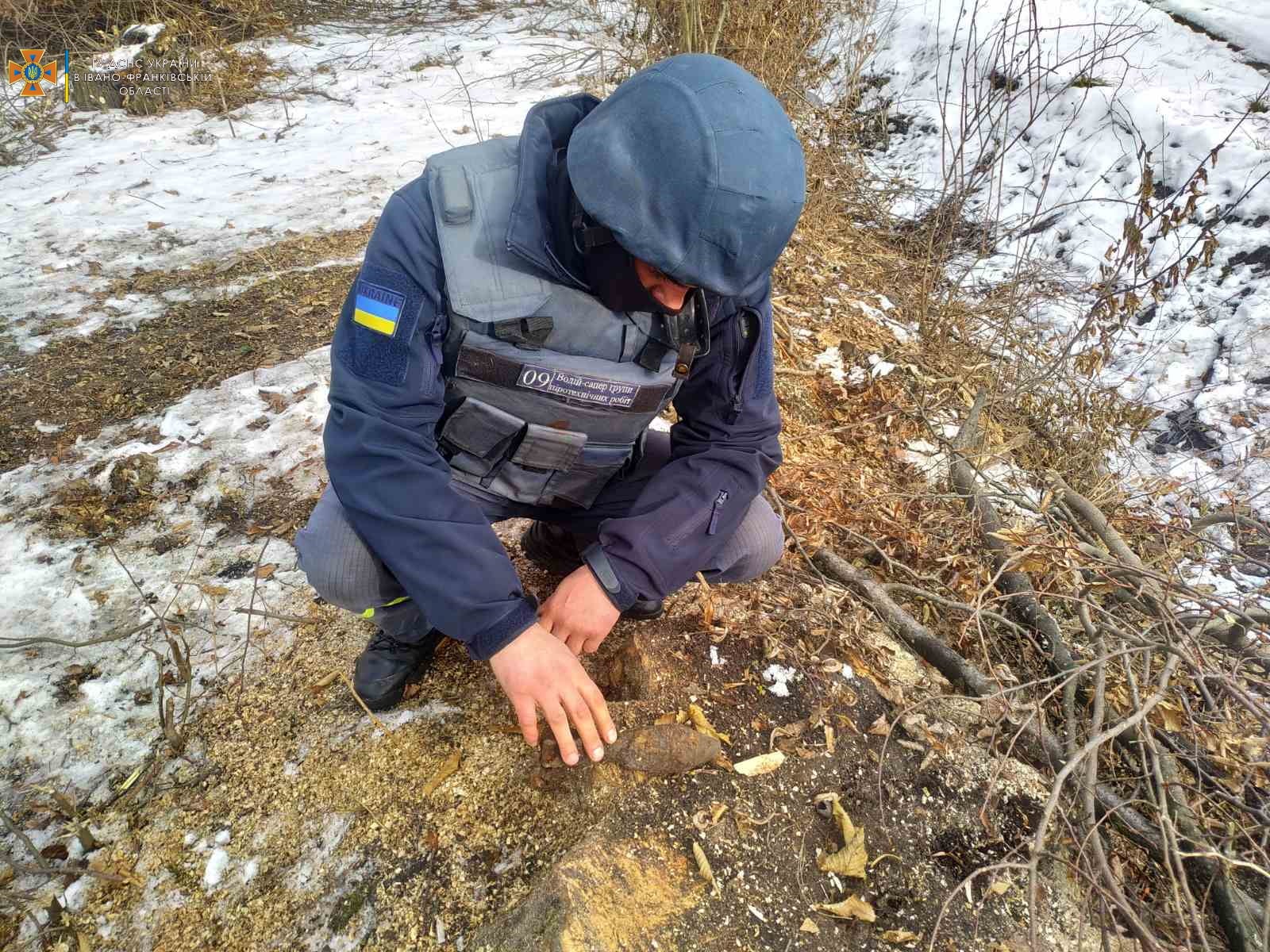 На Прикарпатті знищили мінометну міну часів ІІ Світової війни