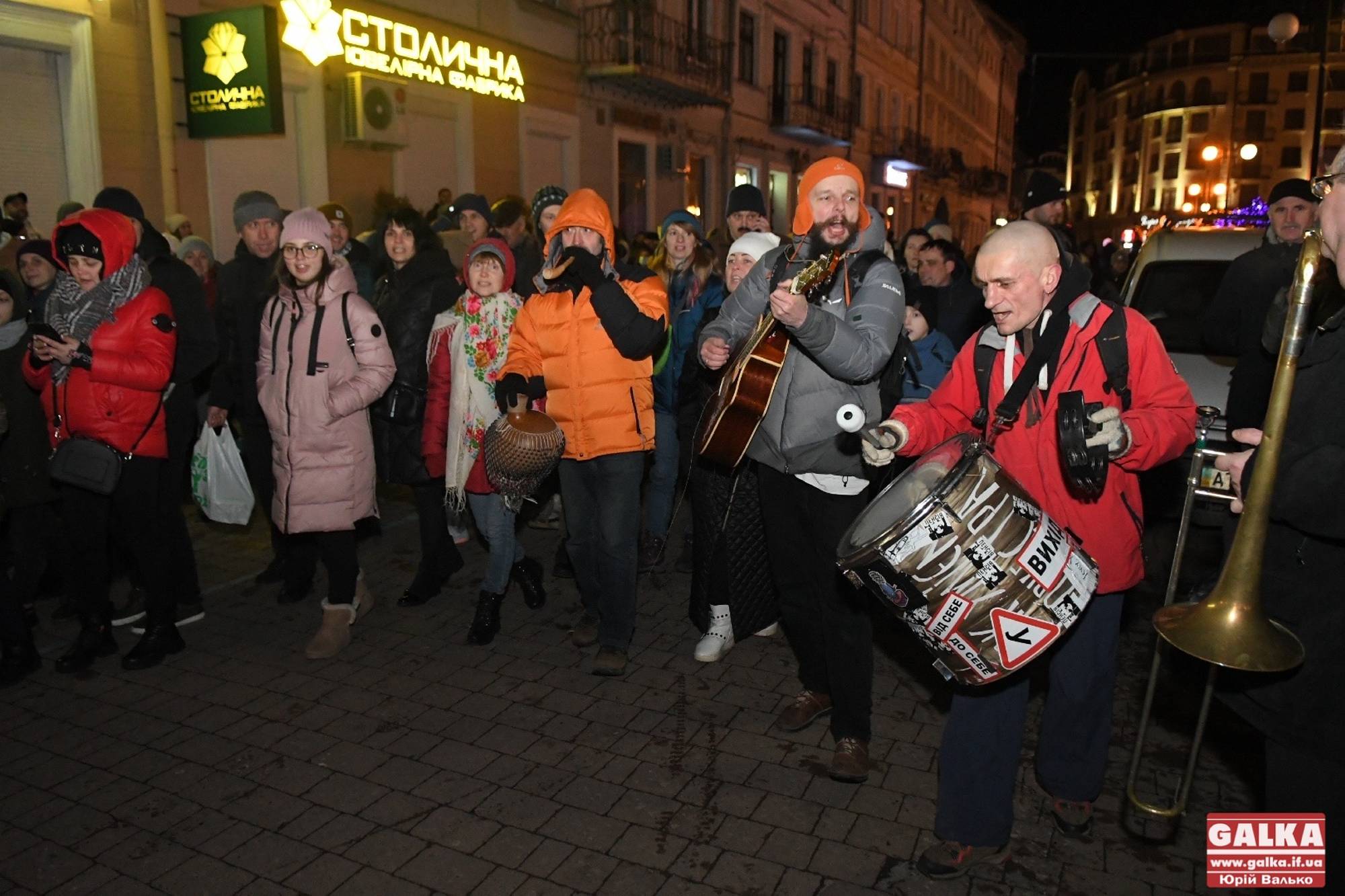 Гурт “Пенсія” сьогодні влаштує Різдвяний перфоменс вулицями Франківська