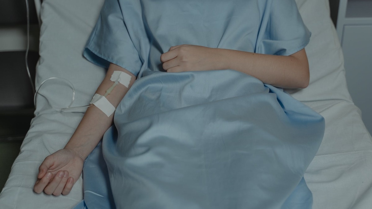 Прикарпатські лікарні частково відновлюють планову госпіталізацію