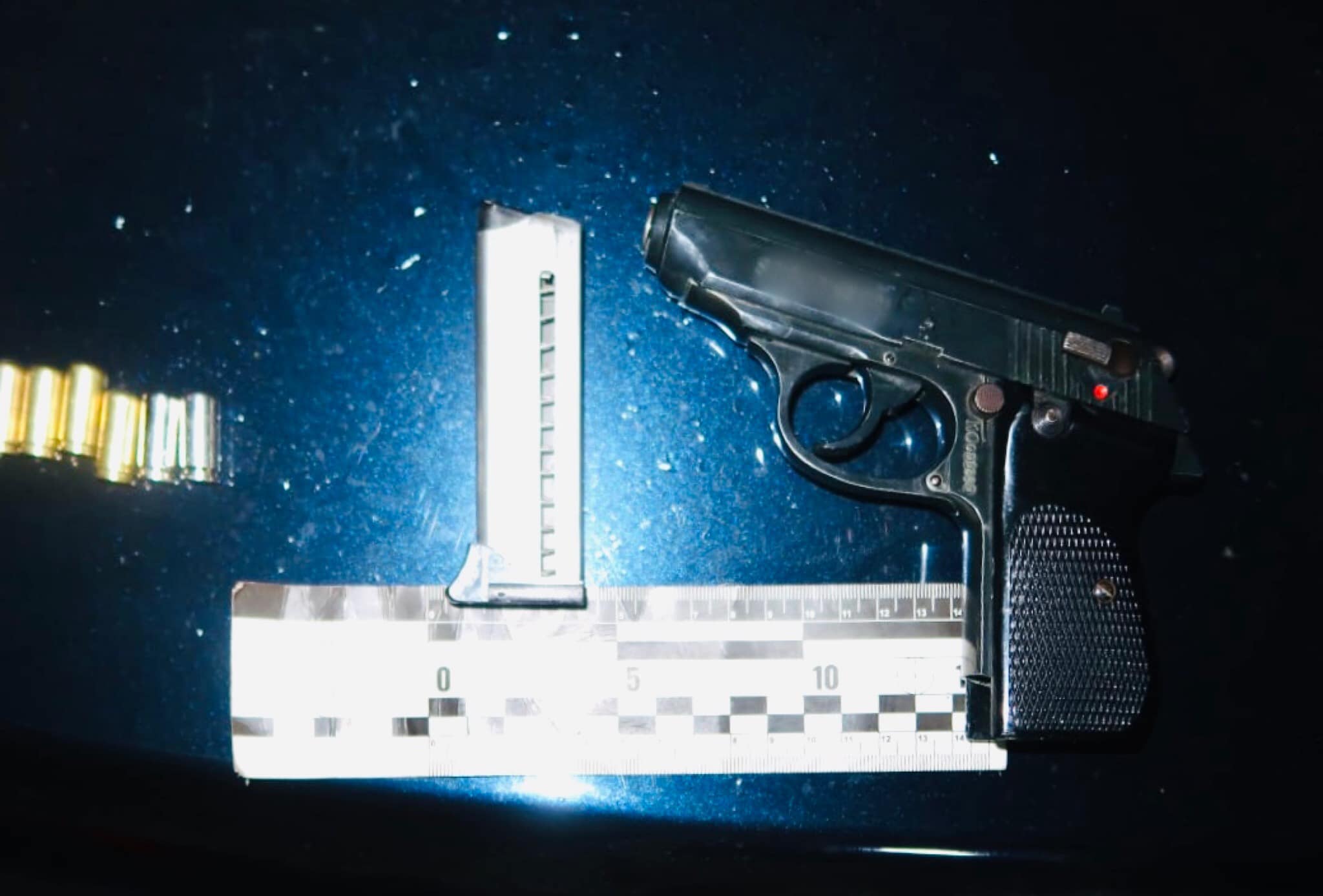 На Прикарпатті на блокпості у нетверезого водія знайшли зброю (ФОТО)