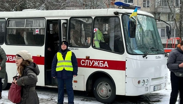 До Франківська з Київщини прямують евакуаційні автобуси з біженцями