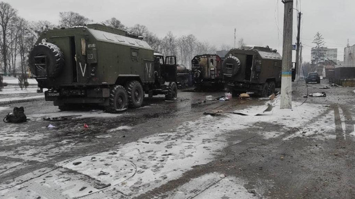 Ворог на всіх напрямках має втрати, відійшов від Бучі і аеропорту Гостомеля – Генштаб ЗСУ