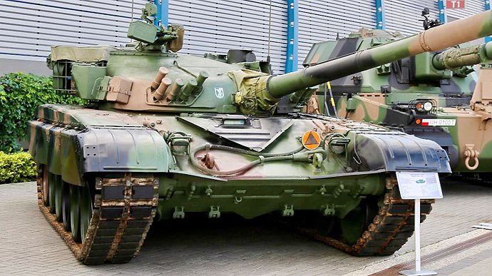 Понад 200 танків передала Польща Україні