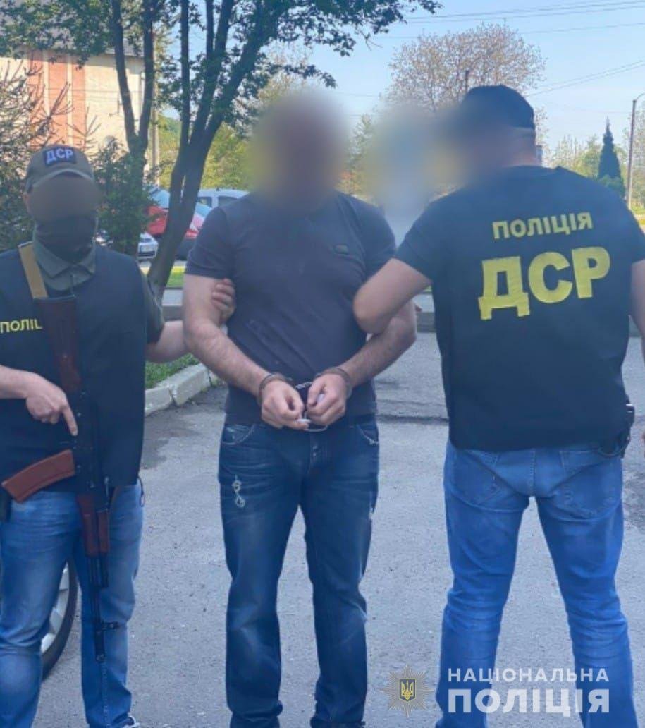 В Івано-Франківській області поліцейські затримали «вора в законі» з санкційного списку РНБО
