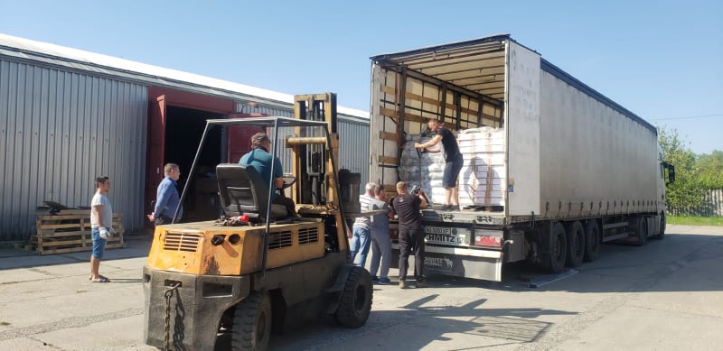 19 тонн продуктів отримало Прикарпаття з Казахстану (ФОТО)