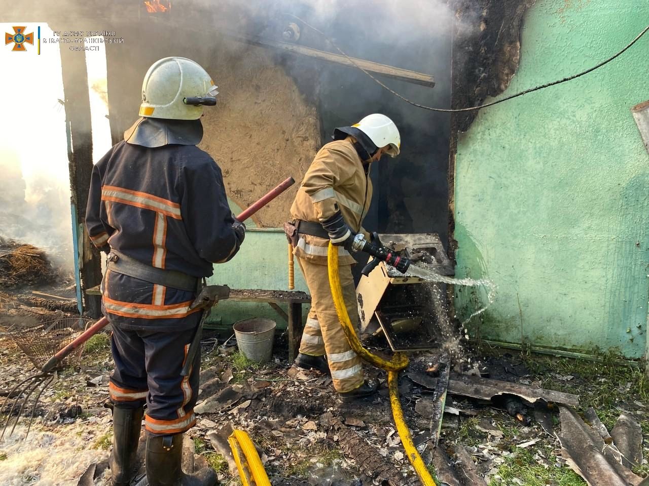 Зранку на пожежі в Калуському районі знайшли тіло чоловіка (ФОТО)