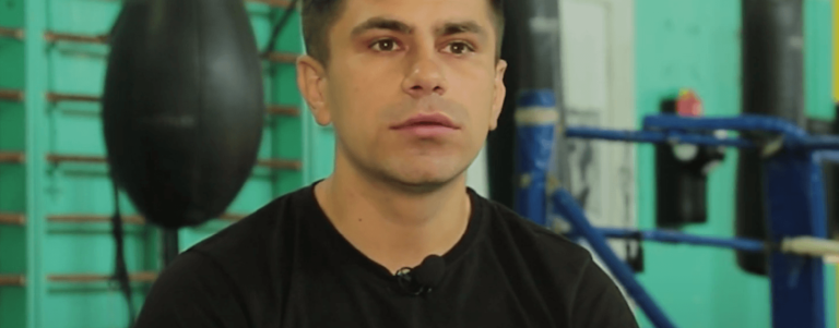 Вчить дітей бути супергероями: тренер-боксер з Маріуполя переїхав до Франківська та виховує нових чемпіонів (ВІДЕО)