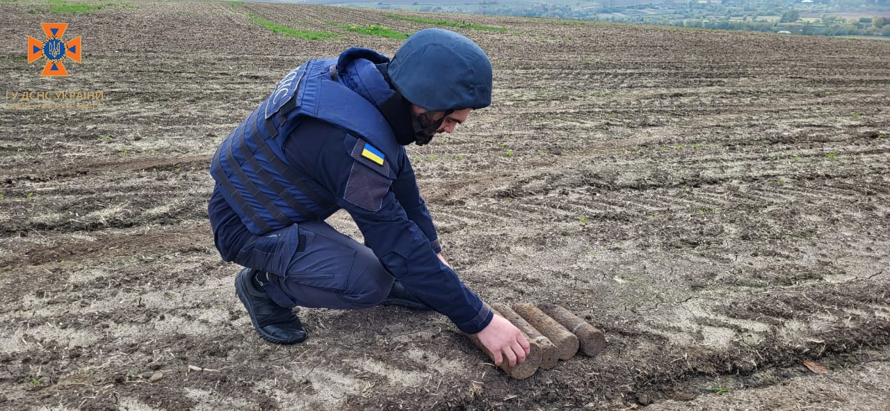 За день у Франківському районі знайшли вісім застарілих боєприпасів (ФОТО)