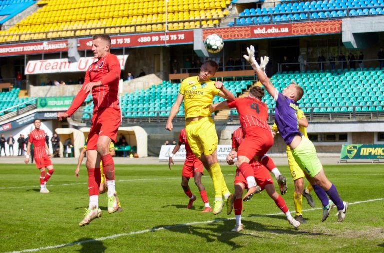 “Прикарпаття” та “Діназ” зіграли унічию