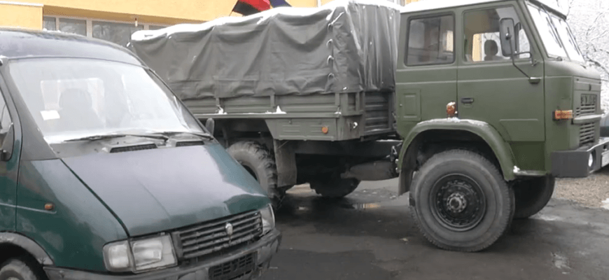Завдяки флешмобу «Авто для фронту» з Коломиї до захисників відправили майже 70 машин (ВІДЕО)