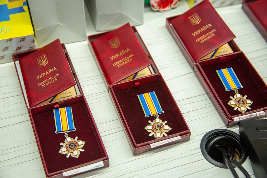 У Франківську родинам чотирьох полеглих воїнів передали ордени “За мужність” (ФОТО)