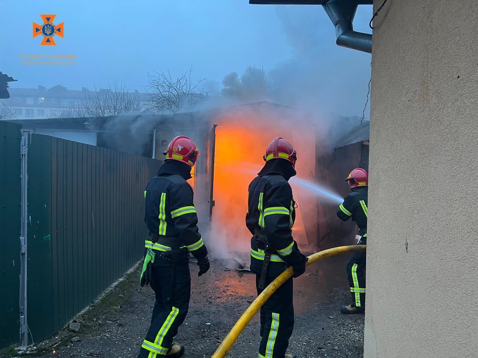 У гаражі у Франківську вибухнув газовий балон (ФОТОФАКТ)