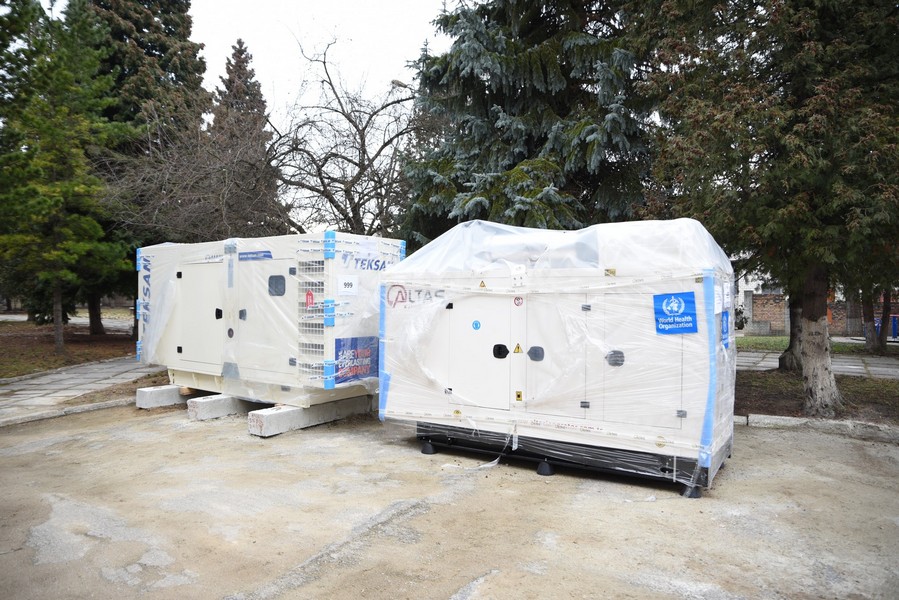 Три лікарні у Франківську отримали надпотужні генератори (ФОТО)