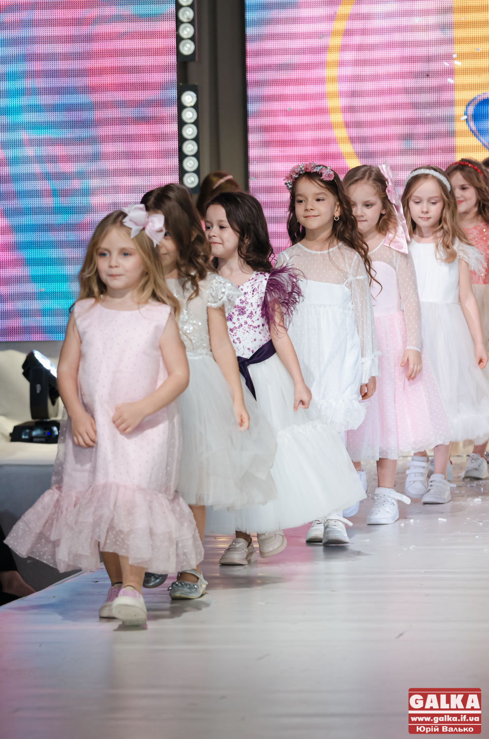 Важливо для діток та допомоги потребуючим: Kids Fashion відбувся в Івано-Франківську (ФОТО)