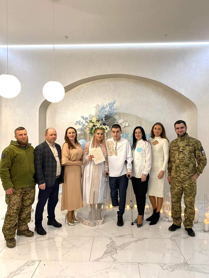 У День святого Валентина в Івано-Франківську вже одружилися 25 пар (ФОТО)