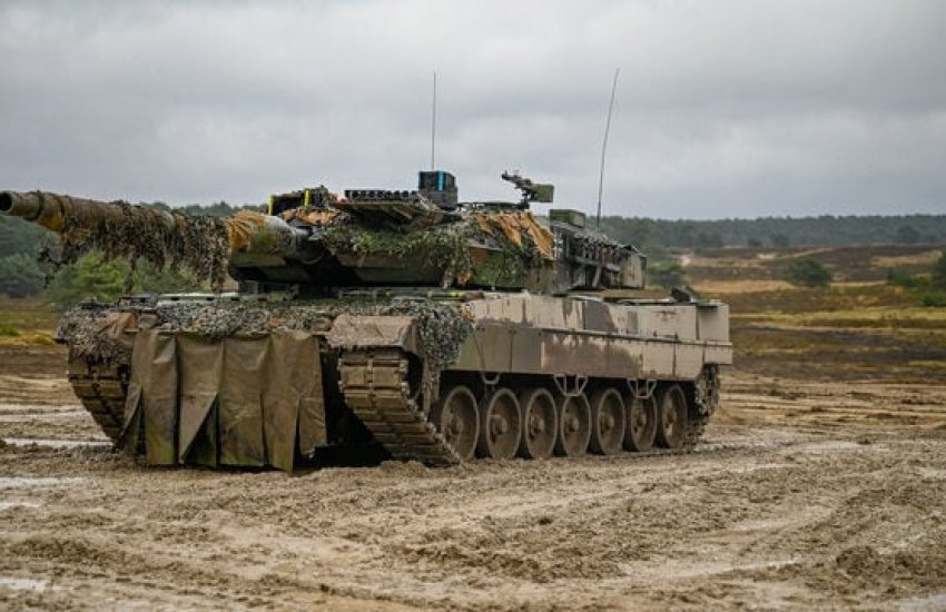 Польща передала Україні перші танки Leopard