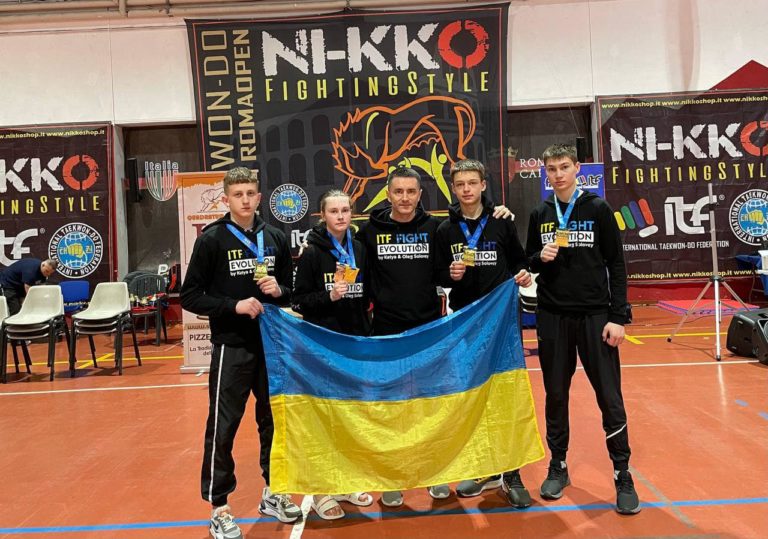 Чотири “золота” і “бронзу” здобули франківські таеквондисти на турнірі в Італії (ФОТО)