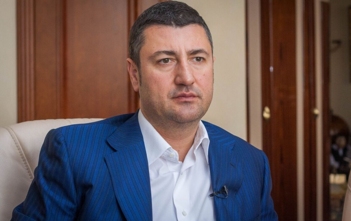 Хабар Насірову: ВАКС заочно заарештував олігарха Бахматюка