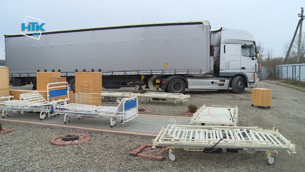 12 тонн “гуманітарки” передали з Данії прикарпатським військовим і медзакладам (ВІДЕО)