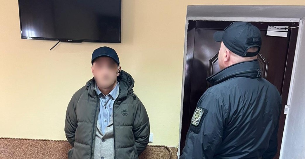 На кордоні з Польщею затримали іноземця, якого розшукувала поліція Прикарпаття (ФОТОФАКТ)