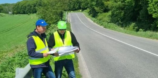 На дорогах Франківщини позначають місця підвищеної небезпеки (ПЕРЕЛІК)