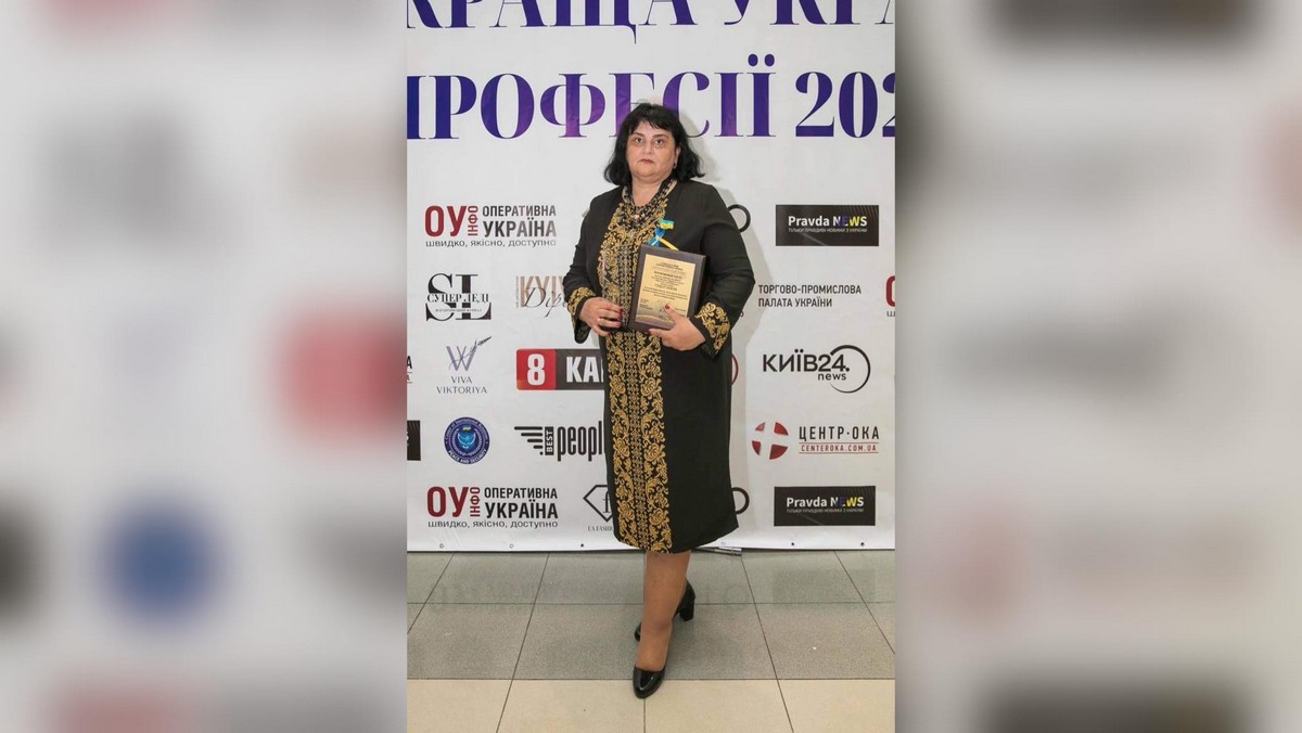 “Найкраща українка в професії”: франківська мовознавиця Марія Гуцол – серед лавреаток (ФОТО)