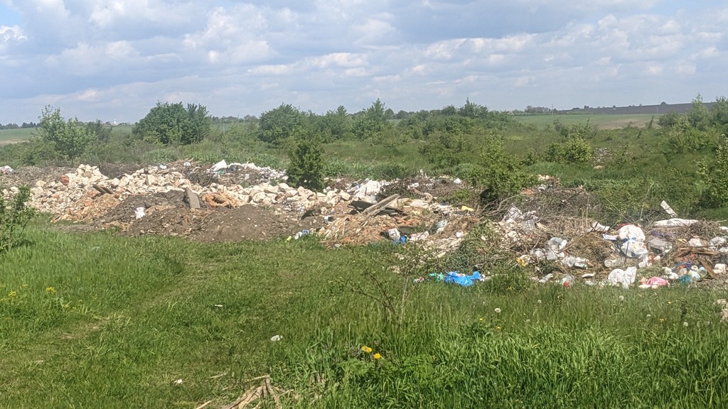 сміттєзвалище біля Дністра