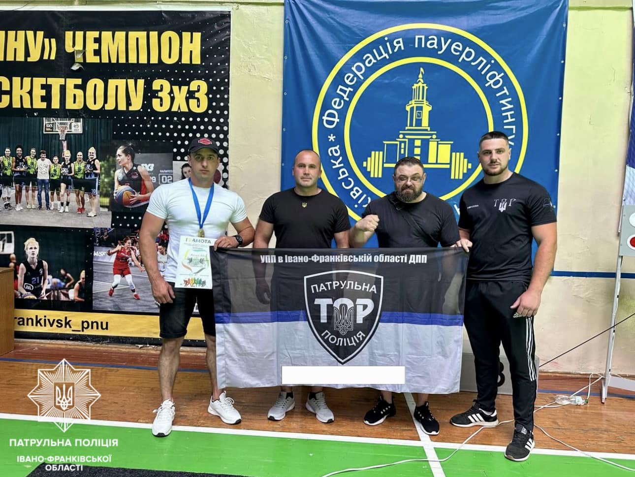 Франківський патрульний виборов “золото” чемпіонату з класичного жиму штанги лежачі (ФОТО)