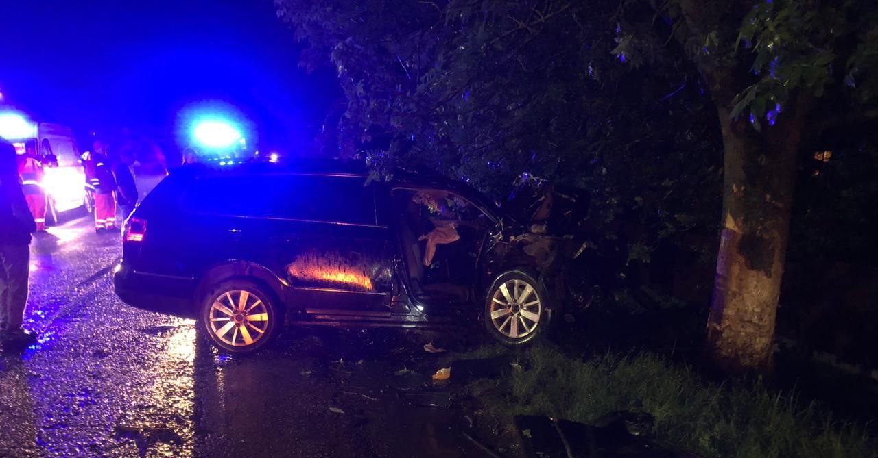 Вночі у Коломийській громаді авто врізалося у дерево: п’ятеро загиблих (ФОТО)