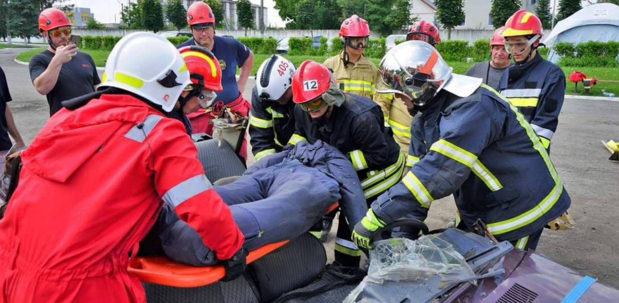 У Франківську, під егідою канадської організації, провели спеціальні навчання для рятувальників (ФОТО)
