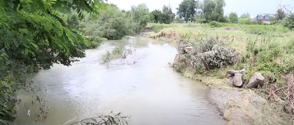 Рятував курей від повені: на Коломийщині втопився чоловік (ВІДЕО)