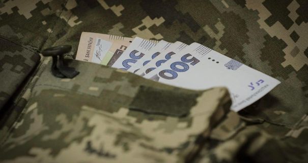 По 20 000 гривень: допомогу від Франківська отримають ще 225 військових