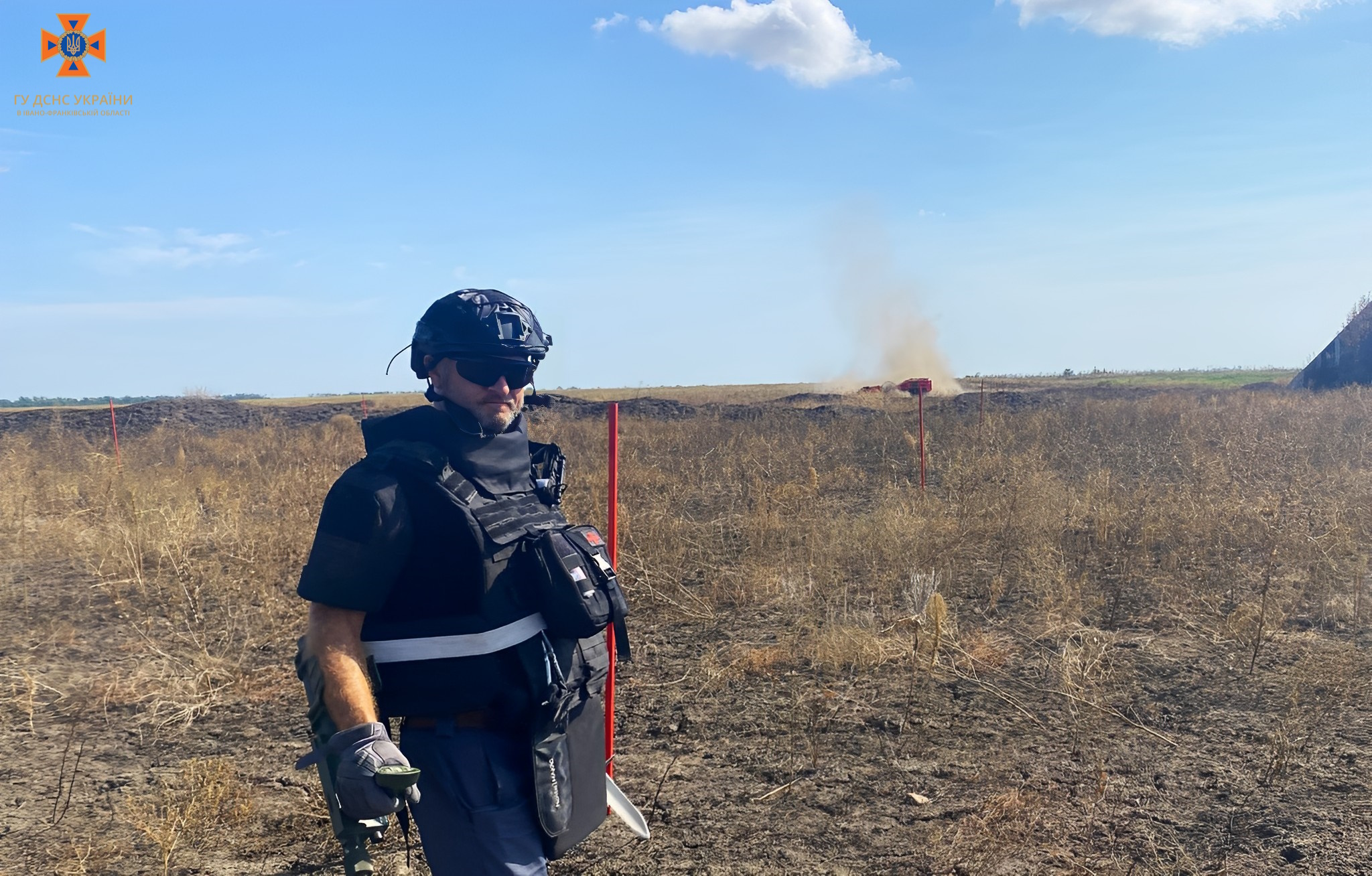 Як прикарпатський “Дєд” розміновує деокуповані території (ФОТО)