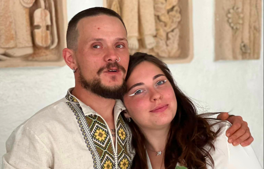 Учасник “МастерШеф” Віктор Волошин з Калуша одружився з коханою у рідному місті (ФОТО)