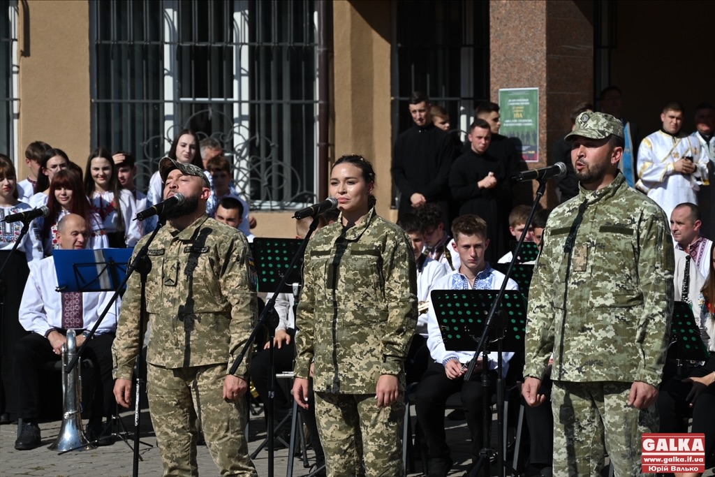 У центрі Франківська відзначили ветеранів війни та вшанували полеглих воїнів (ФОТОРЕПОРТАЖ)
