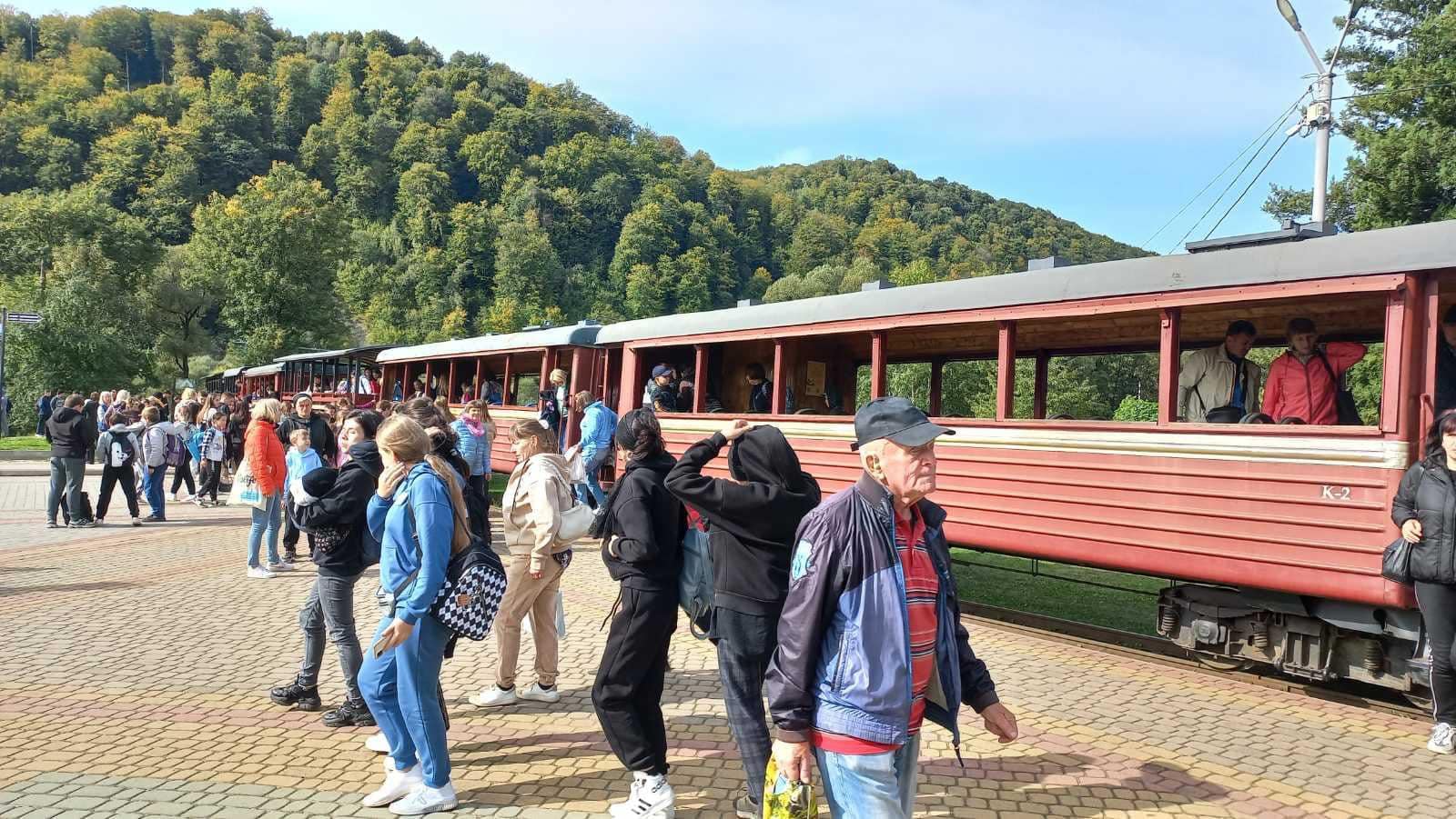 Рідні полеглих захисників поїхали на безплатний відпочинок на Бойківщину