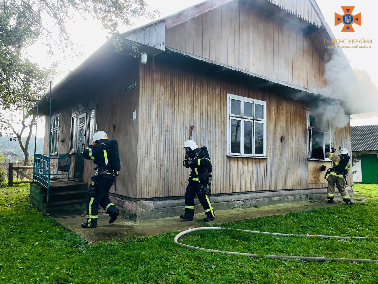 На Калущині на пожежі знайшли тіло жінки (ФОТО)