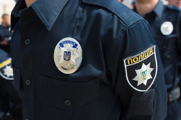 У Надвірнянському відділі поліції знайшли застреленим офіцера