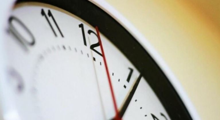 “Не потрібно цього робити”: соцмережі відреагували на спробу збільшити комендантську годину на Прикарпатті 